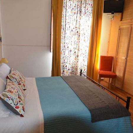 B&B Da Leo Pisa Bagian luar foto
