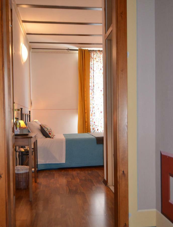 B&B Da Leo Pisa Bagian luar foto