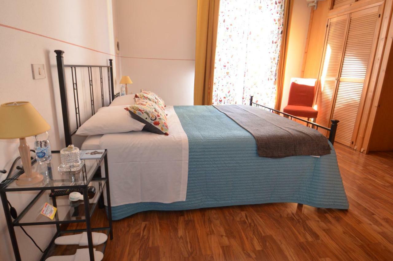 B&B Da Leo Pisa Bagian luar foto