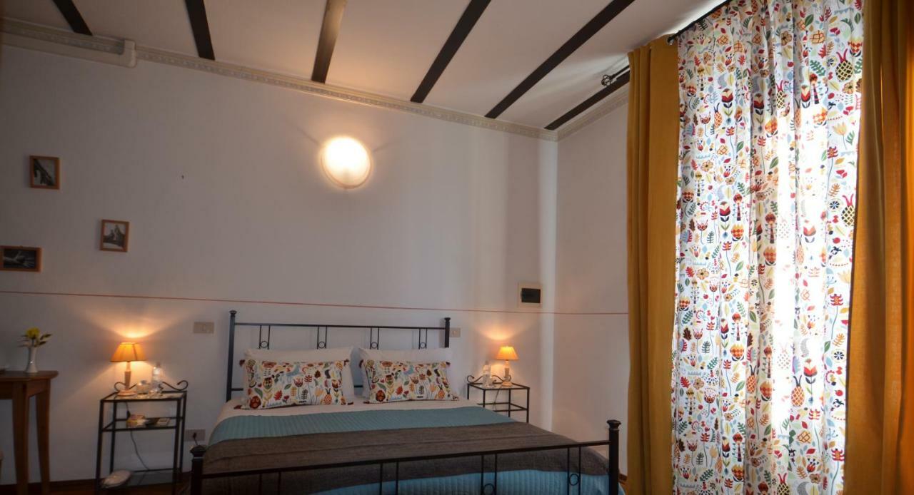 B&B Da Leo Pisa Bagian luar foto